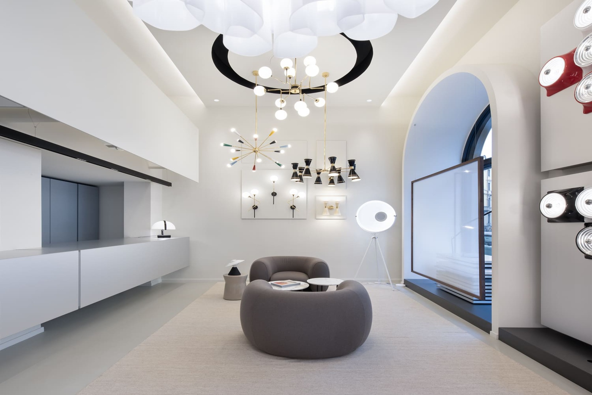 Beyond Brightness: Milan’s LIGHT HUB reflects on light not as decoration, but as structure and meaning